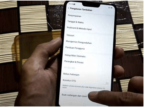 Cara Mengatasi HP Oppo Mati Total